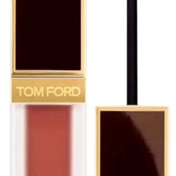 Tom Ford Luxe Matte Liquid Lipstick #131
 Burnt Peach - Picture 5 of 5